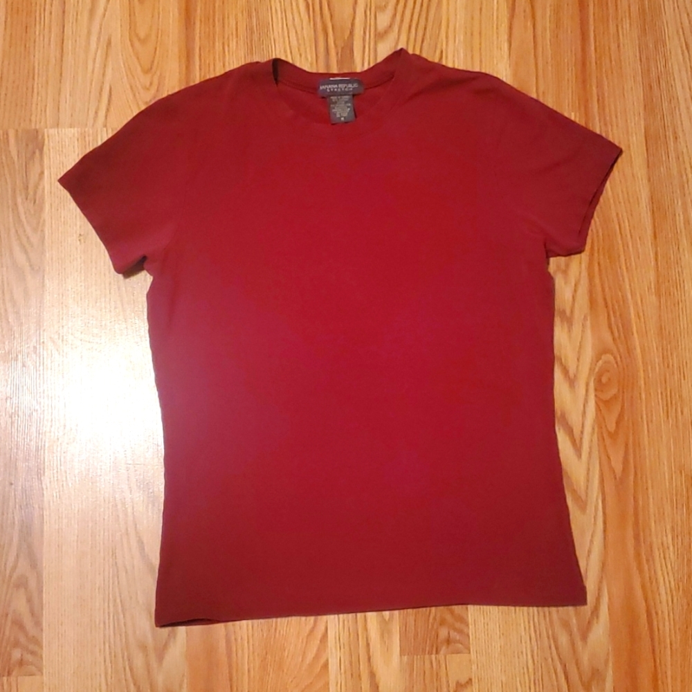 Banana Republic stretch tee